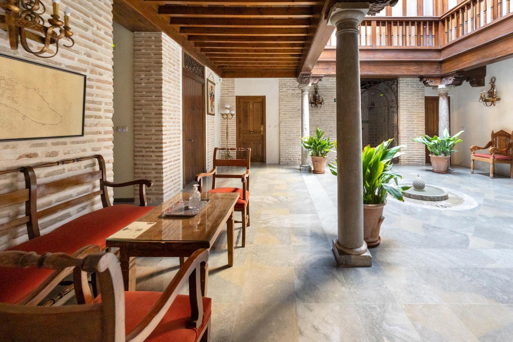 Apartamentos En Pleno Centro, Aljibe Rodrigo Del Campo 1C Granada Exteriér fotografie