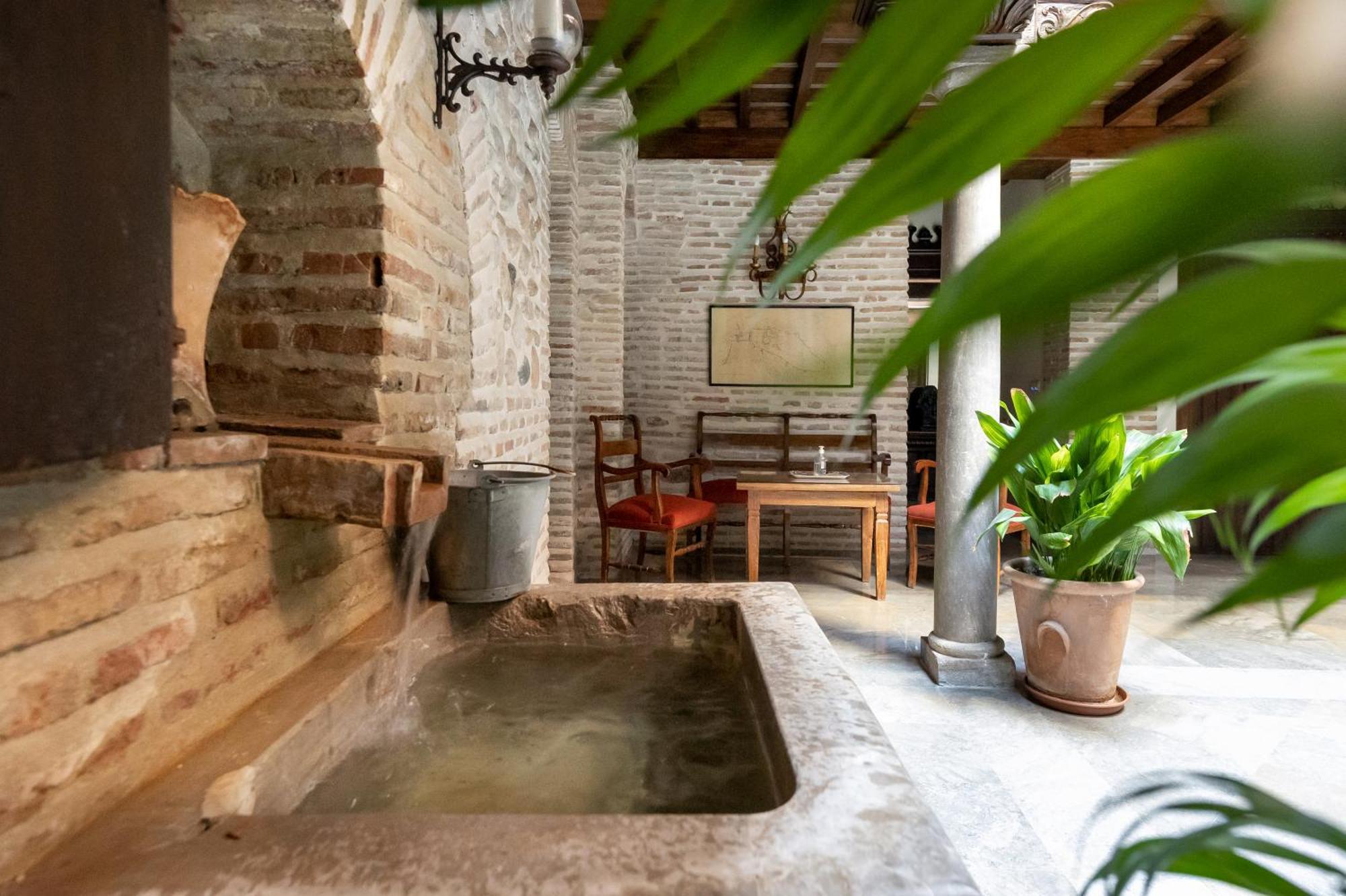Apartamentos En Pleno Centro, Aljibe Rodrigo Del Campo 1C Granada Exteriér fotografie