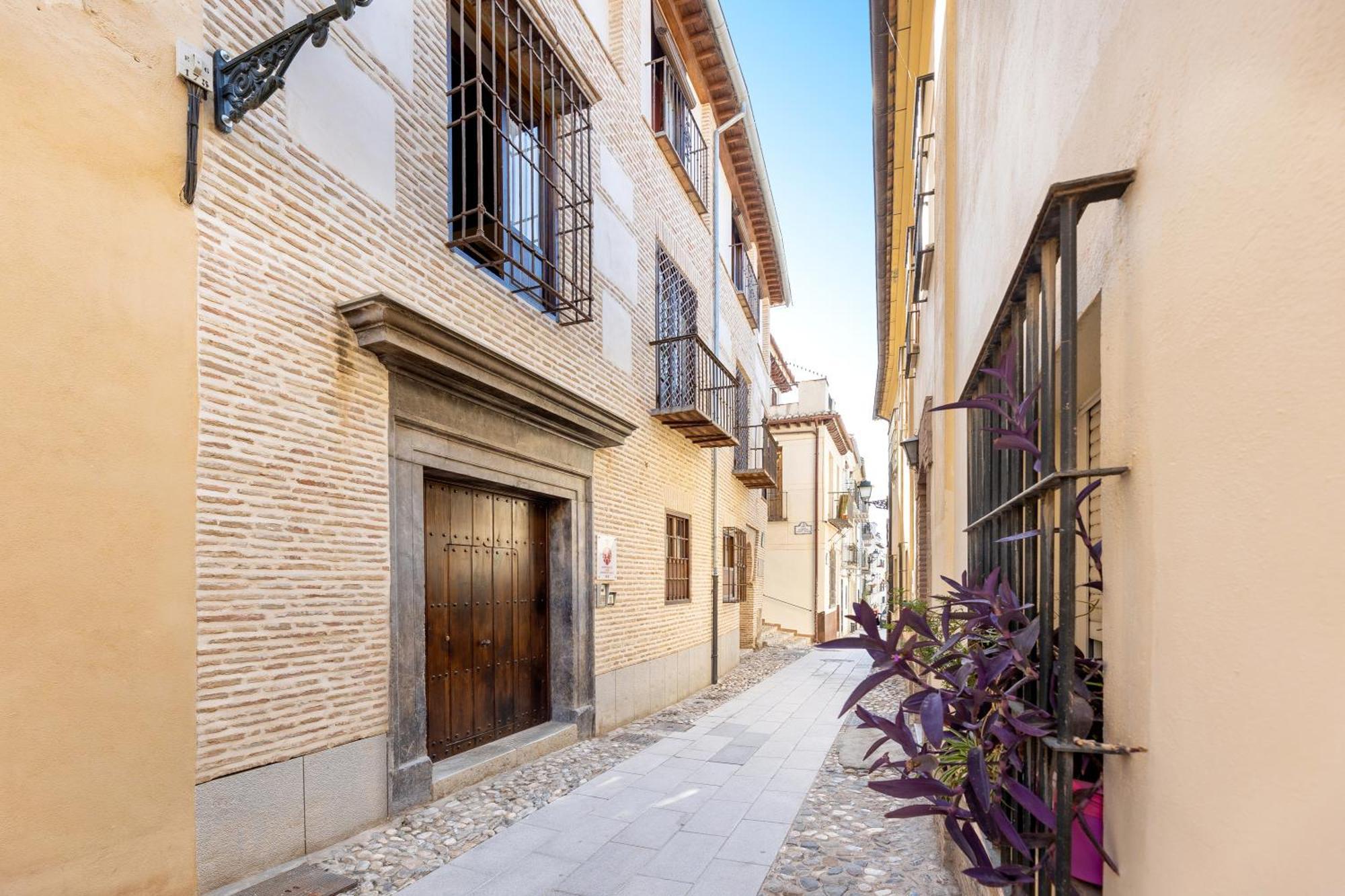 Apartamentos En Pleno Centro, Aljibe Rodrigo Del Campo 1C Granada Exteriér fotografie